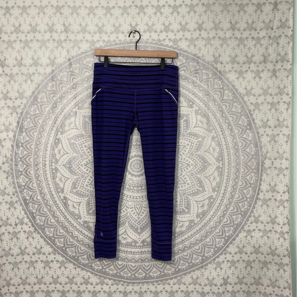 New $109 Athleta Stripe Workout Yoga Stretch Legging Ruched Ankle Purple Black M